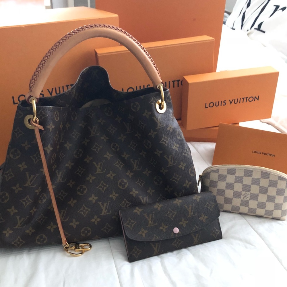 Louis Vuitton Artsy